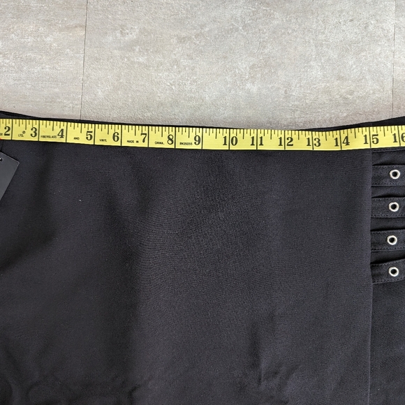 Worthington Womens Black Skirt Size 14 Buckles Open Slit New With Tags - Picture 4 of 9